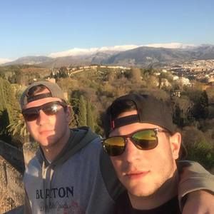 Meet your Posher, Clarence